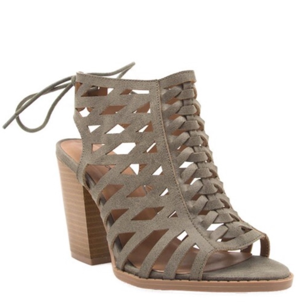 Qupid Georgia Distressed Khaki Stacked Wood Heel - Picture 6 of 8